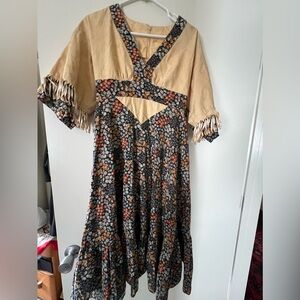 Vintage Women’s Western Dress